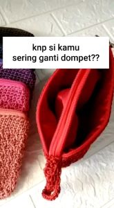DOMPET RAJUT SHELLA POUCH DUA RUANG (2012)