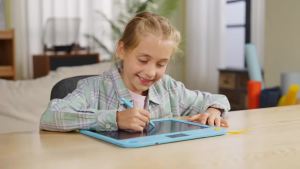 Childrens Gifts XPPen Pink/Blue 2 Colors 13.3-inch Drawing Tablet with Pen for Kids to Learn Drawing Writing Russian Vocabulary
