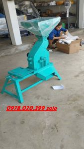 KHUNG ĐẬP BỘT CÁC LOẠI HẠT LÀM THỨC ĂN CHO VẬT NUÔI