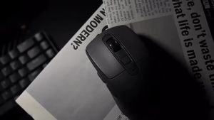 FREEWOLF A3 Ultra Light Wireless Mouse    72G Design.    Dual-Mode Bluetooth    PAW3212 Sensor    Ergonomic Grip    Type-C Fast Charging