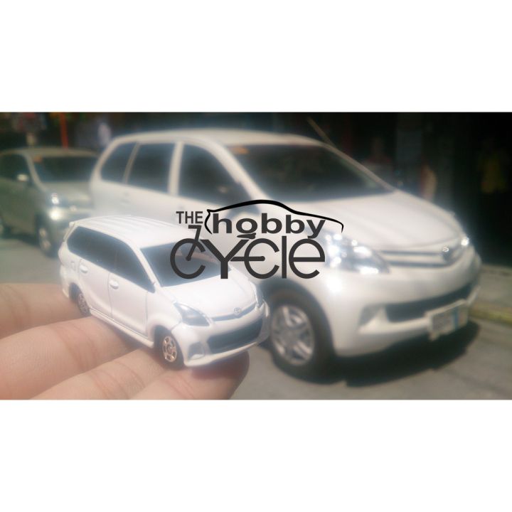 Avanza Putih: Ikon Keandalan dan Fleksibilitas di Jalanan Indonesia
