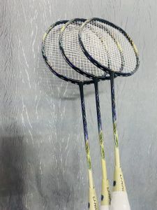 Vợt cầu lông Lining AxForce 100 khung cacbon cao cấpcăng sẵn lưới 11kg( Căng max 30LBS) Tặng Quấn Cán+ bao Vợt