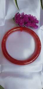 Vòng Cẩm Thạch Đỏ đẹp A 58mm x cọng 8mm màu đỏ tươi sáng bóng mượt đỏ là màu chiến thắng chuẩn hợp nữ mạng hỏa mạng thổ 55kg - 68kg đeo đẹp tay may mắn tốt sức khỏe công việc rực rỡ tài lộc chỉ có 800k ạ