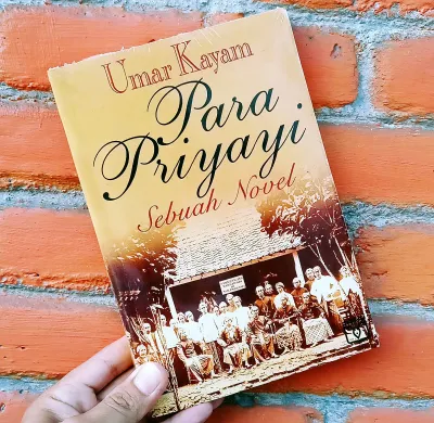 Sebuah novel Para priyayi Oleh Umar Kayam