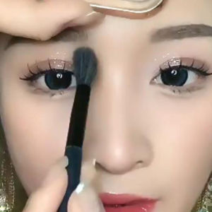 修容盘Grooming tray双色立体鼻子修容盘粉质细腻鼻影修容阴影高光提亮初学者粉饼哑光新品 25.7.29