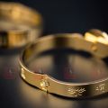 Vòng tay nam nữ titan khắc chú lăng nghiêm phong thủy dạng tròn cao cấp sáng đẹp mang lại bình an may mắn tài lôc. 