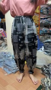 การเกงเที่ยวสงกราณ์ลายดอกการเกงมัดย้อมลายแฟชั่น