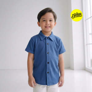 Bronkis Junior Kemeja Anak Laki Laki Lengan Pendek Bahan Pique Warna Biru Denim untuk usia 0-6 tahun