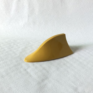 Yellow Shark Fin Antenna FM/AM Radio Signal Shark Fin Antenna Cover Car Roof Aerial For BMW Honda Toyota Mitsubishi Mazda Suzuki