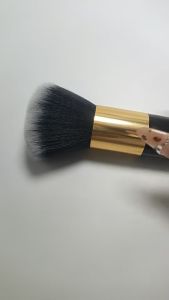 Large Makeup Brush--Powder & Blush Cosmetic Beauty Tool