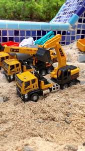 Alloy simulation engineering vehicle model inertia-powered mixer truck dump truck toy car for kindergarten children