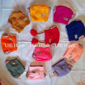 ULFI HIJAB / TOPI KUPLUK BAYI KEPANG RAJUT / RAMBUT PALSU WIG BAYI / CIPUT BANDANA PEREMPUAN / AKSESORIS KEPALA / MUSIM DINGIN / 2 POMPOM FASHION ATRIBUT HANGAT / PELINDUNG KEPALA BAYI