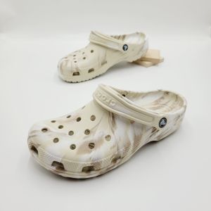 รองเท้าลำลองแฟชั่น สไตล์ Crocs Classic Marbled Clog