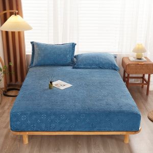 Soft Velvet Fitted Sheet with Elastic Bands Mattress Cover for Single Double Full Queen King Size Bed Super Comfortable and Breathable