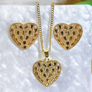 SEQUITO Personality Ladies Jewelry Golden Heart Pendant Necklace Long Drop Earrings Set Daily Party Clothes Accessories SJ407