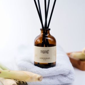 Pengharum Ruangan / Reed Diffuser Teh Melati Ayu / Pengharum Toilet / Aromatheraphy / Nusantara Series 40ml