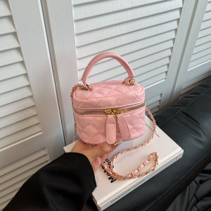2026 New small bag with a quality feel crossbody bag popular chain bag single-shoulder shopping makeup bag for women light luxury fashion