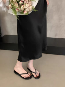 [Free Shipping] Flat-bottomed flip-flops for women suitable for outdoor wear in summer 2026 new style that goes well with skirts comfortable for the feet beach sandals