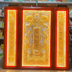 Tranh Cửu Huyền Thất Tổ Bằng Đồng Khung Gỗ Đỏ cao 1m27 – Có đèn Màu Vàng