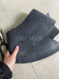 Tấm cao su bọc đế giày bị mòn bằng lốp ô tô