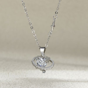 AE Love Planet Necklace for Women - Simple Fashionable High-End Heart-Shaped Pendant Unique Design Fresh and Delicate Star Collarbone Chain