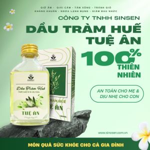 Dầu tràm nguyên chất an toàn cho Mẹ và bé sơ sinh thương hiệu dầu tràm Huế Tuệ Ân - giúp giữ ấm cho bé tránh cảm lạnh khò khè đuổi muỗi.