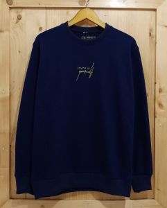 Sweater Distro MR DEE Pria Dan Wanita Kualitas Terbaik Terlaris Silahkan Di order