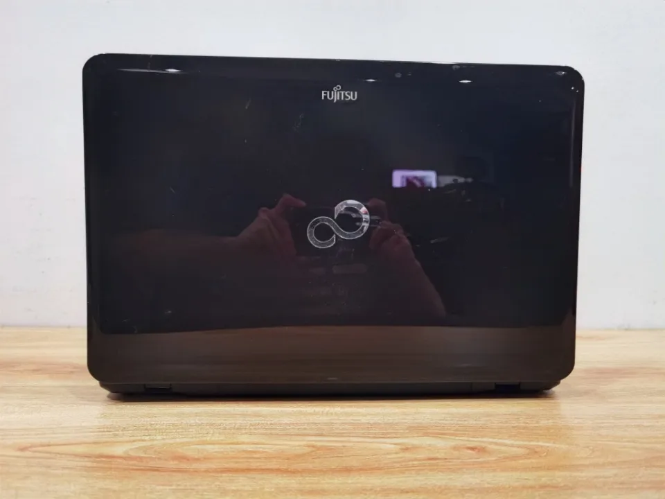 Lifebook AH42/D Office2021 core 善 i3
