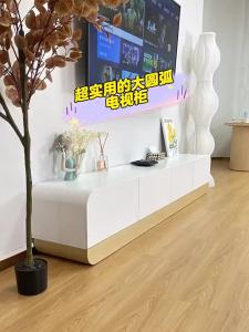 New product Solid wood TV cabinet and coffee table combination set small size modern new cream style TV cabinet floor
