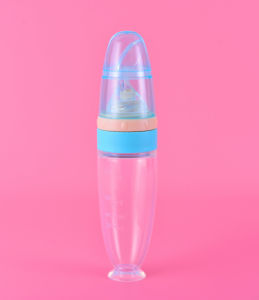 BOTOL SENDOK TUTUP BAHAN SILIKON LEMBUT BPA FREE COCOK UNTUK MPASI BAYI