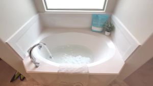 Magnesium Flakes for Bath - Magnesium Chloride Flakes - Dead Sea Salts for Soaking 3.0 LBS