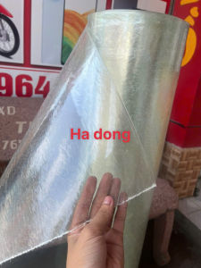 Khổ cao 1m và 1.2m x dày 8zem) Tôn nhựa phẳng lấy ánh sáng màu Xanh và màu Trắng mờ che nắng mưa