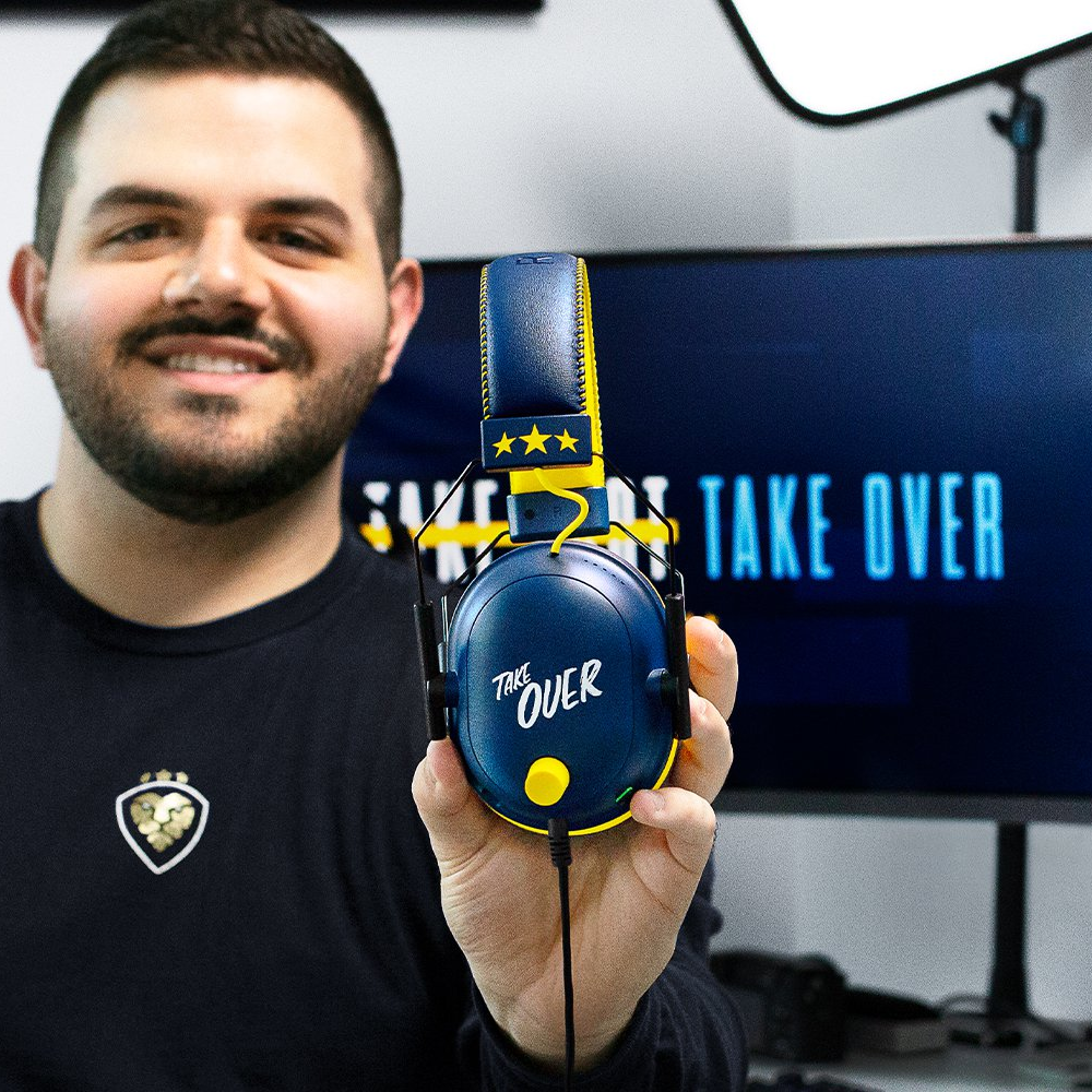 RAZER BlackShark V2 Multi-Platform Wired Esports Headset with HyperClear Cardioid Mic With USB Sound Card Gaming Headphones