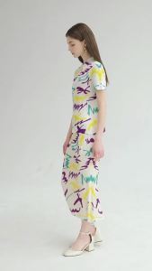 6302 One Size (45-75kg) Letter Print Pleated WomenS Clothing Summer Short-Sleeved Top Slim Fit Two-Piece Overskirt Suit