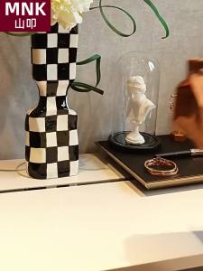 กล่องทิชชูหวายทอ กล่องทิชชูหรูหราเนื้อหนัง กล่องผ้าเช็ดปากหรูหราเบา สำหรับบ้าน แขก ห้องนั่งเล่น โต๊ะทำงาน [ จัดส่งฟรี ]