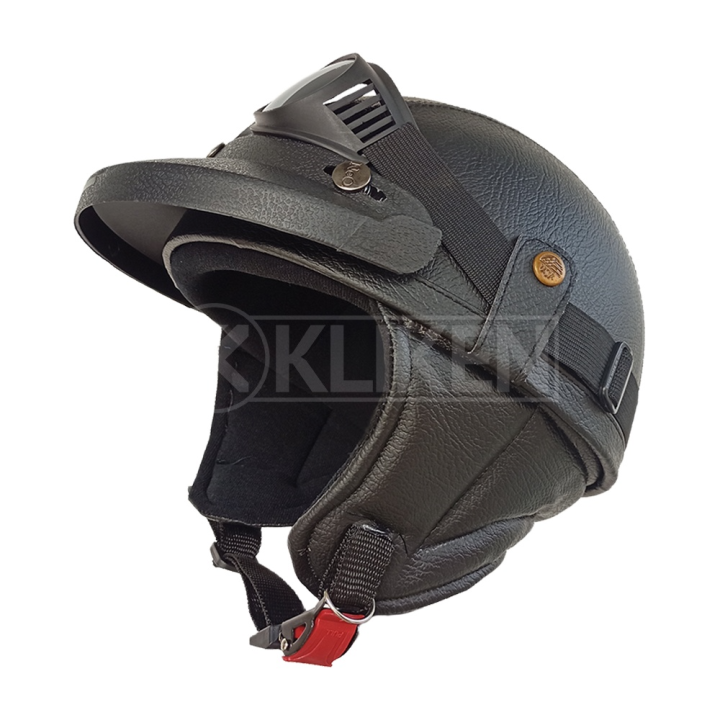 Helm 2024 retro kulit