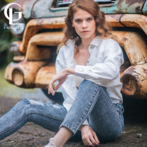 กางเกงยีนส์ผู้หญิงแบรนด์ LadyGut รุ่น Beyond สี Snow Blue