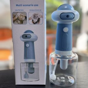 Máy tạo bọt sữa tắm dành cho thú cưng giúp tạo bọt mịn hơn để tắm rửa cho chó mèo dễ dàng hơn