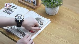 2.4G Anti Gravity Wall Climbing RC Car Electric 360 Rotating Stunt RC Car Antigravity hine Auto Toy Cars with Remote Control