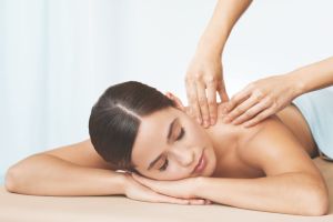 Dầu Mát Xa Toàn thân Yoni - giúp thư giãn cơ thể giảm đau nhức cơ bắp cải thiện làn da và nâng cao sức khỏe