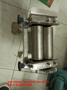 Máy ép mực nướng mổng tơi