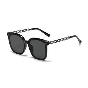 DOYM New Square Large Frame Sunglasses for Women Original Anti-ultraviolet Fashion Plastic Metal Driving Frame Aesthetic Shades for Women Sun Protection
