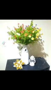 Cành cúc mi cỏ nhựa dài 37cmcó ~ 14 bông hoa.