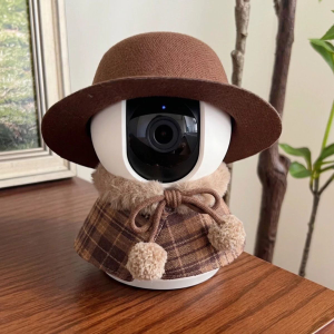 Creative CCTV Camera Decoration Set Hat and Plaid Cape Cover Dustproof Camera Accessory (Camera Not Included)