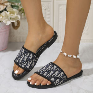 [Free Shipping] D Brand Letter Embroidered Flat Sandals New Outdoor Casual Beach Large Size WomenS Slide Sandals
