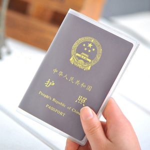 FOUNDTWO Bảo vệ Mới Người bảo vệ Người tổ chức Không thấm nước Tay áo Trường hợp Hộp bảo vệ thẻ ID Vỏ hộ chiếu Trong suốt Người giữ