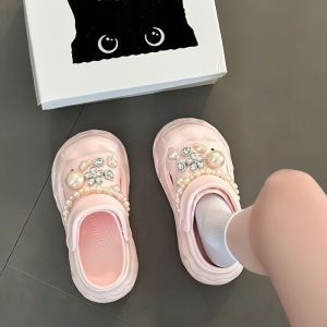 [Free Shipping] Versatile Exquisite And Sweet-Looking Platform Clogs For Women A New Summer Style For Outdoor Wear Featuring A Closed-Toe Design And A Height-Enhancing Effect