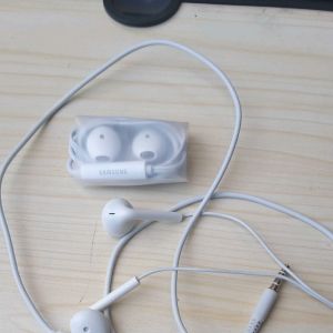 cptn sm beli satu bonus satu promo barang bagus....