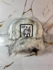 Topi Goorin Bros The Farm Trucker FAUX FOX Limited Edition FLUFFY