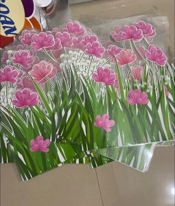 Hoa trang trí chân bảng (ép plasticsẵn băng keo dán tường) - trang trí lớp học  giáo cụ dạy học cho giáo viên tiểu học.